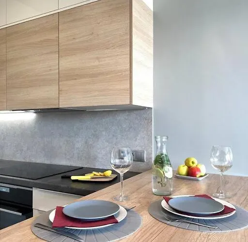 Luxury Pearl With Parking Place In Holesovice Apartman Prága
